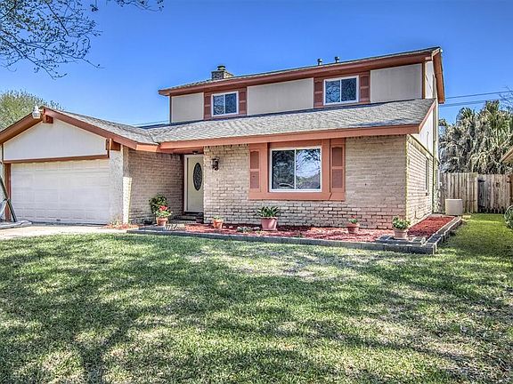 2nd image of 16515 Bougainvilla Ln