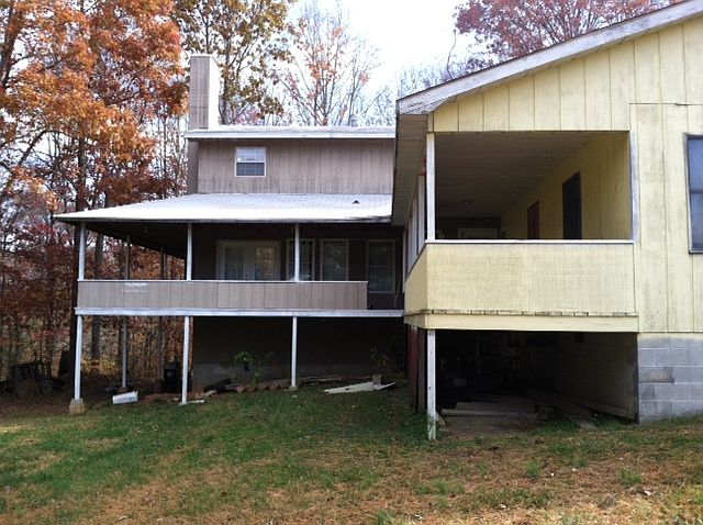 Wrap around porch on additio