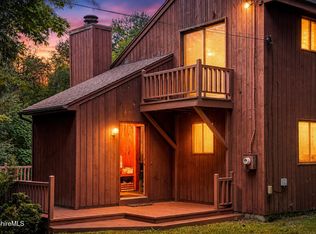12 Bayberry Dr, Savoy, MA 01223