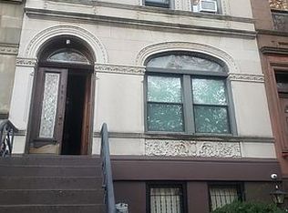 427 47th St FLOOR 2, Brooklyn, NY 11220