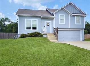 740 N Olive St, Gardner, KS 66030