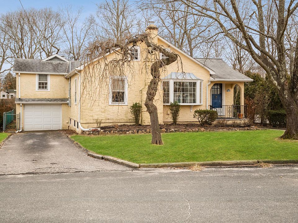 1st image of 600 E Legion Ave