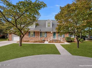 705 River Rd, Trent Woods, NC 28562
