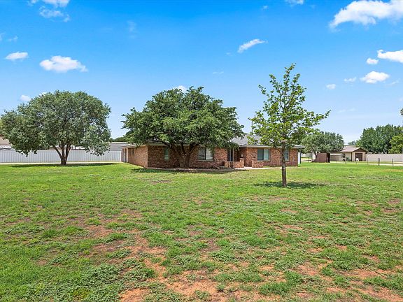 3rd image of 2922 Scown Dr