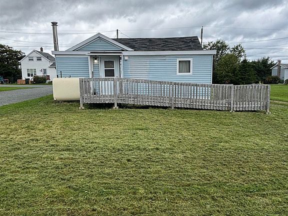 3rd image of 126 Shore Rd