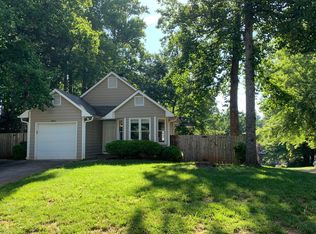 4000 King Edward Ct, Greensboro, NC 27455