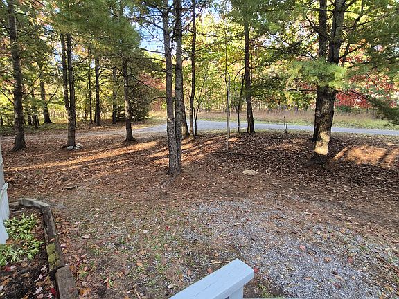 4th image of 100 Horsehead Rd
