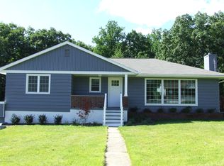 106 N Mountain Blvd, Mountain Top, PA 18707