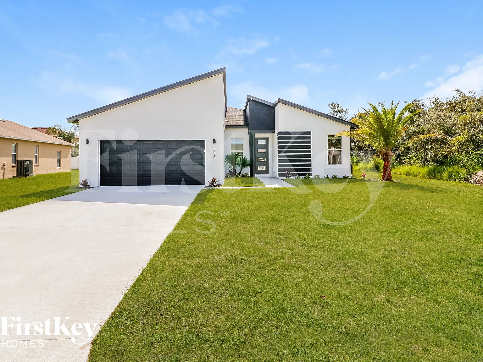 4 bed, 2.0 bath, 1670 sqft, $1,710 — Photo 1