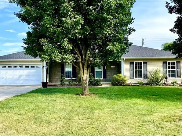 136 Meadowview Rd, Mocksville, NC 27028