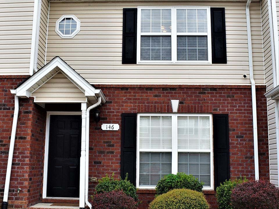 1st image of 146 Oak Valley Cir