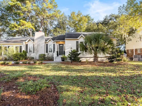 1110 Rosemead Rd, Mount Pleasant, SC 29464