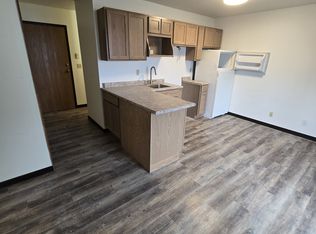 114 2nd Ave N APT 1, Onalaska, WI 54650