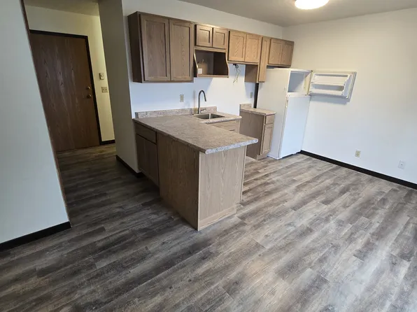 114 2nd Ave N APT 1, Onalaska, WI 54650