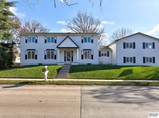 9423 Adams St, Omaha, NE 68127