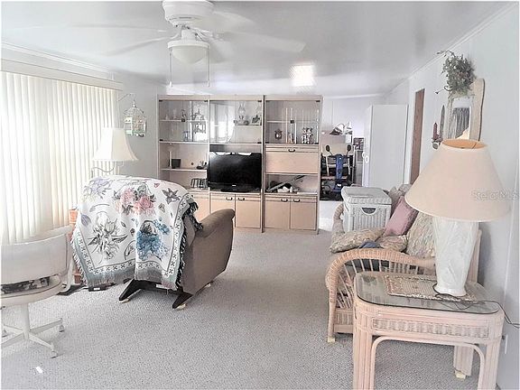 5th image of 515 Pansy St