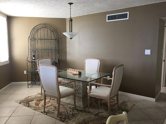 Spacious Dining Room