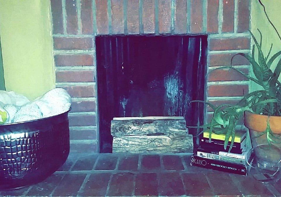Decorative fire place