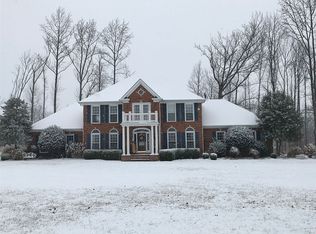 70 Singing Tree Dr, Jackson, TN 38305