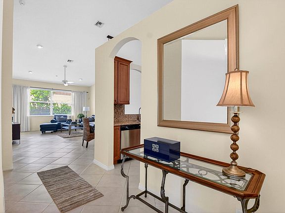 5th image of 15239 Ixora Road