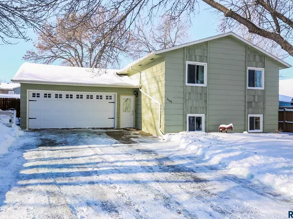1105 S Joliet Ave, Sioux Falls, SD 57110