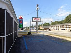 3rd image of 303 Montague Ave