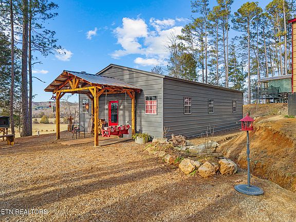 2nd image of 365 County Road 38