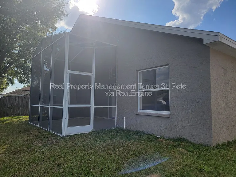 1314 Avonwood Ct — Photo 27