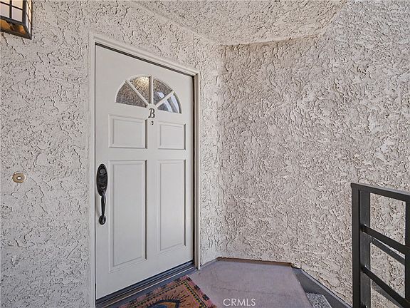 2nd image of 5738 Skyview Way Unit B