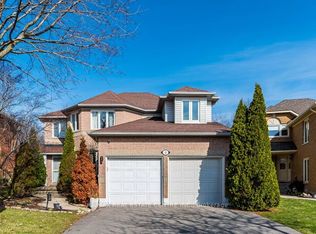 33 Strathroy Cres, Hamilton, ON L8B0K9
