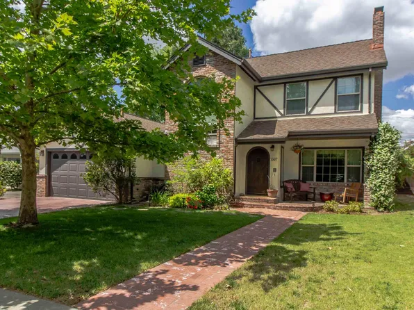 1997 Oxford St, Sacramento, CA 95815