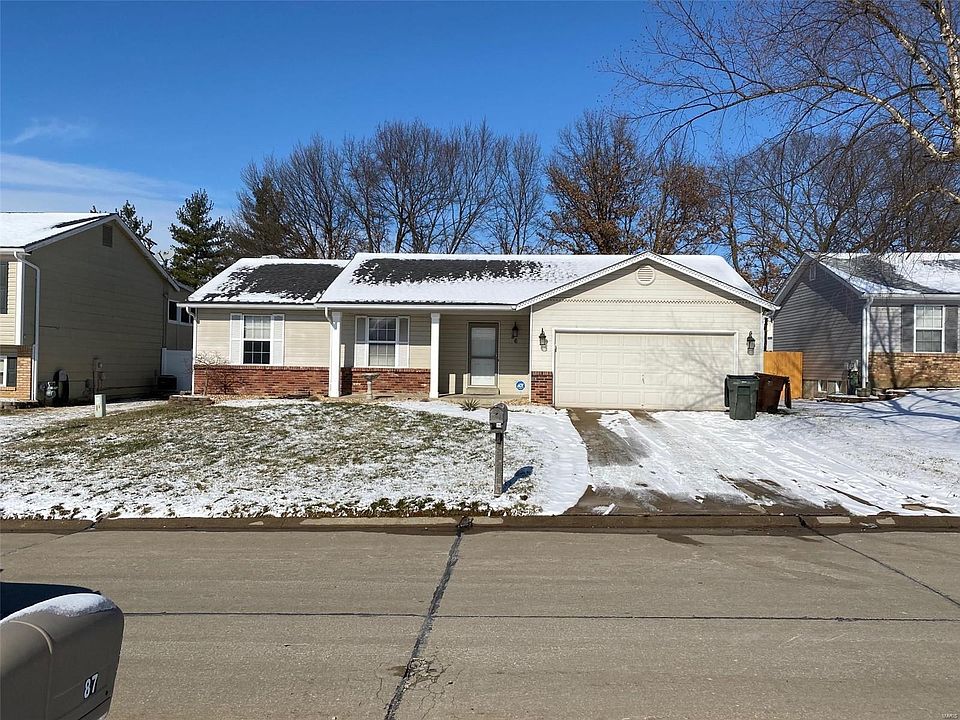 1st image of 86 Four Winds Dr