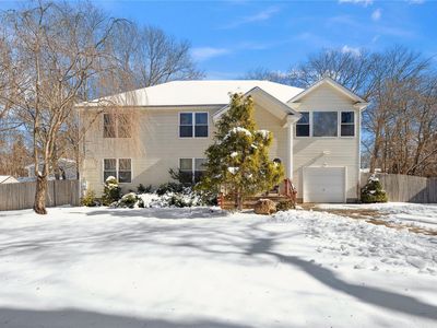 390 Auborn Avenue, Shirley, NY, 11967
