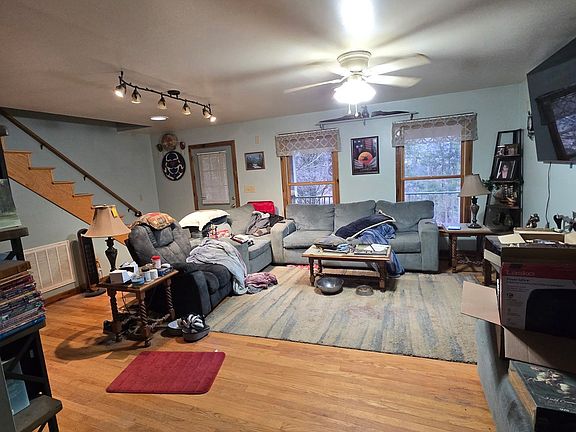 4th image of 1213 Old Elkton Pike