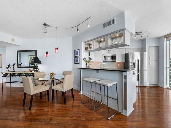 4th image of 347 N New River Drive #2709