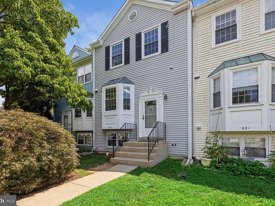 1st image of 889 Bayridge Dr