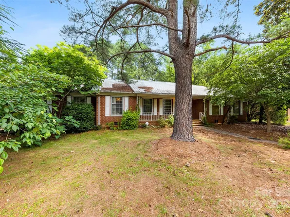 7501 Glencannon Dr, Charlotte, NC 28227