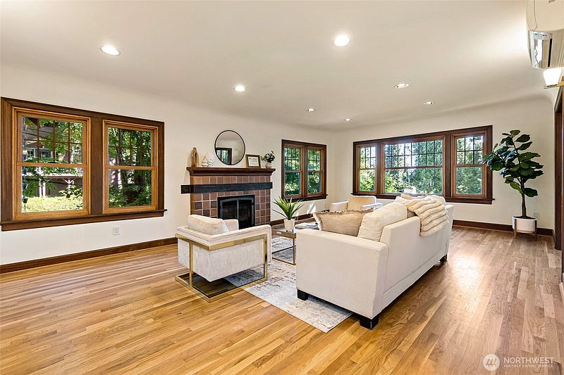 5th image of 508 Randolph Avenue