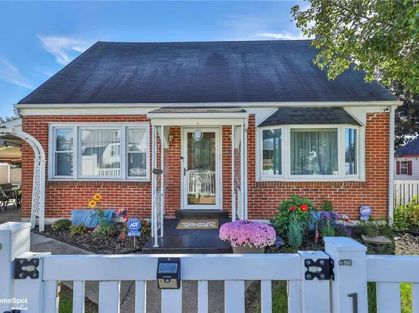 1134 E Cedar St, Allentown, PA 18109