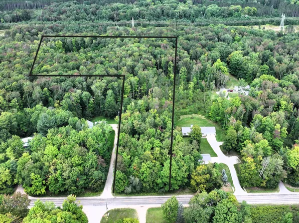 Van Tyle Rd, Gaylord, MI 49735