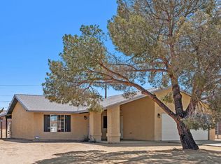 7113 La Habra Ave, Yucca Valley, CA 92284