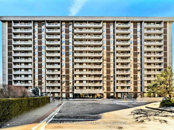 50 Inverlochy Blvd #1005, Markham, ON L3T 4T6