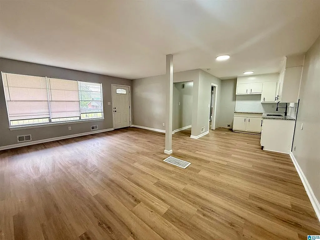 809 Fairfax Drive - 1 — Photo 4