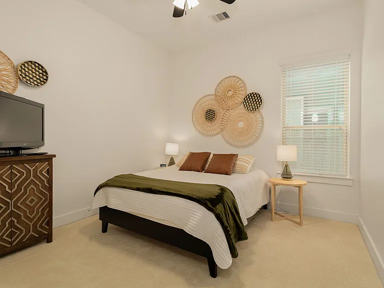 16650 Seminole Ridge Dr — Photo 32