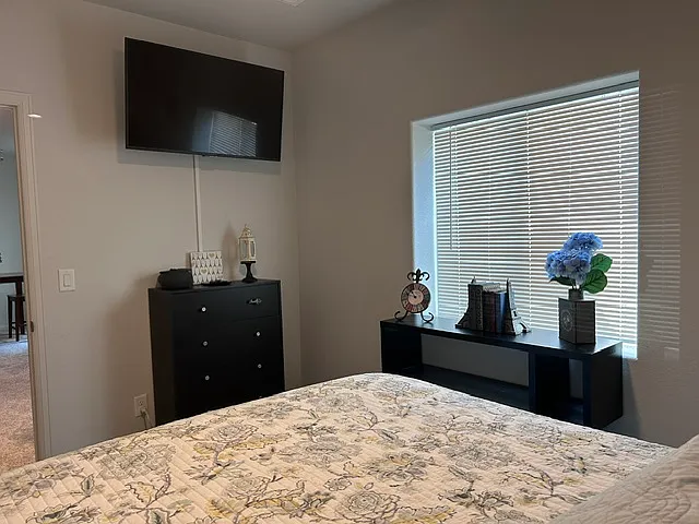 5592 Tumbleweed Ave — Photo 8