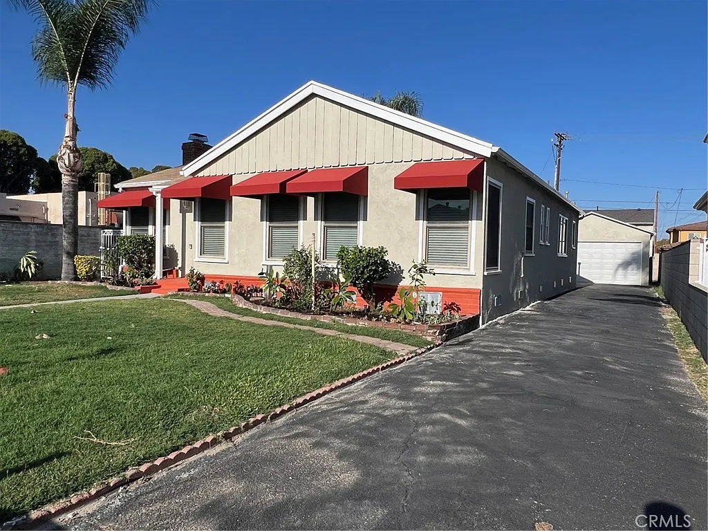 3 bed, 1578 sqft, $4,500 — Photo 1