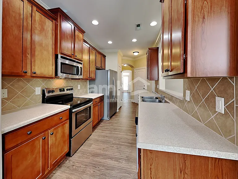 518 Dawley Dr — Photo 4