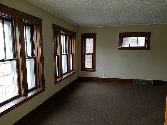 4th image of 455 13th St #2