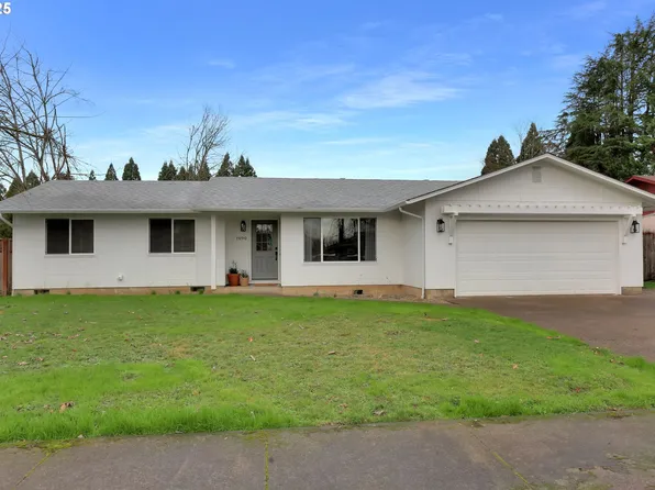 1090 Dixie Dr, Springfield, OR 97478