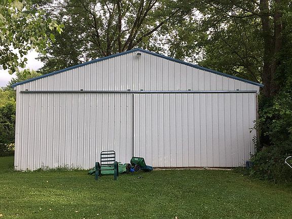 2nd image of 4450 Alder Dr